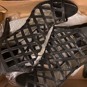 Never worn size 8 Ana. heels. Super cute!